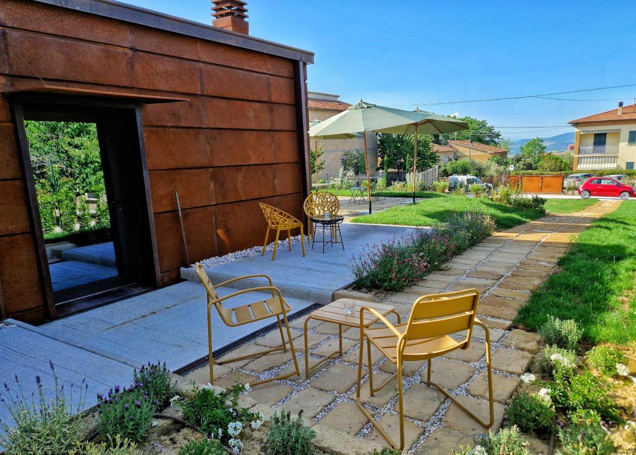 Garage47 Storica Officina Meccanica Loft B&B In 피엔자 외부 사진